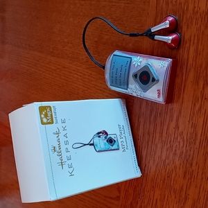 Hallmark Keepsake MP3 Player Christmas Ornament
